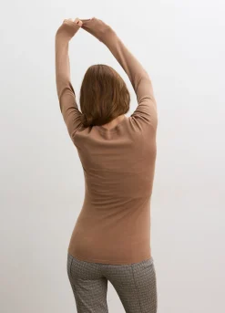 The Softsculpt Knit Long Sleeve Tee